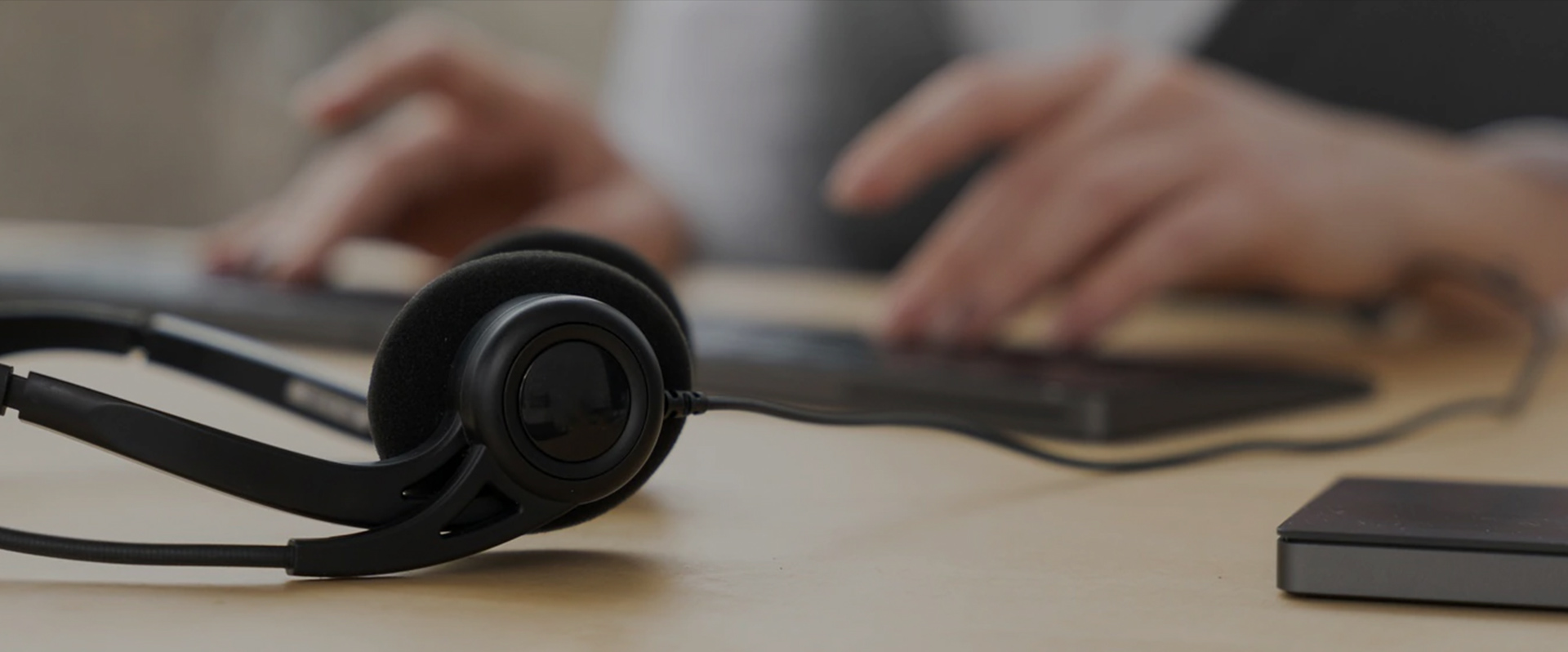 contactbanner